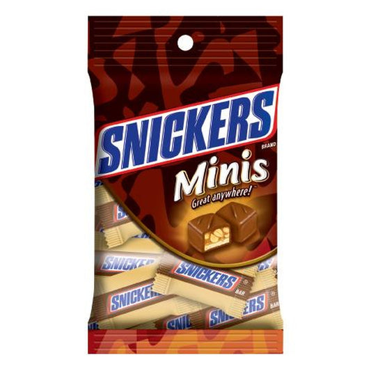 Snickers Minis 4.4oz Peg Bag pack — full package